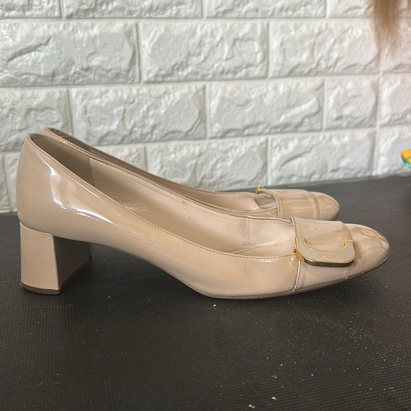 Prada beige block shoes Size 39 - Picture 4 of 8